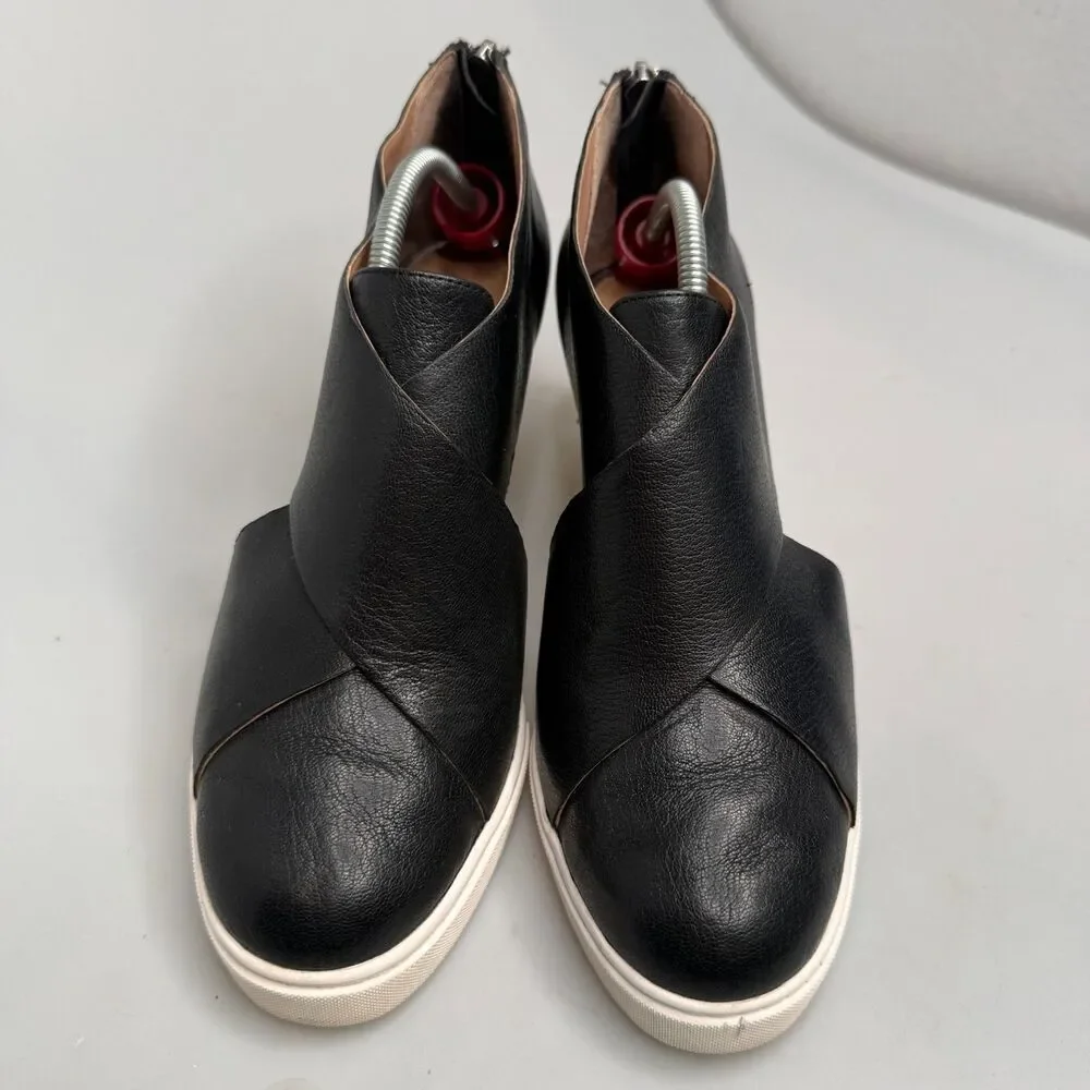 Linea Paolo Freshton Women's 7.5 Black Leather Wedge Sneaker Boots EUC